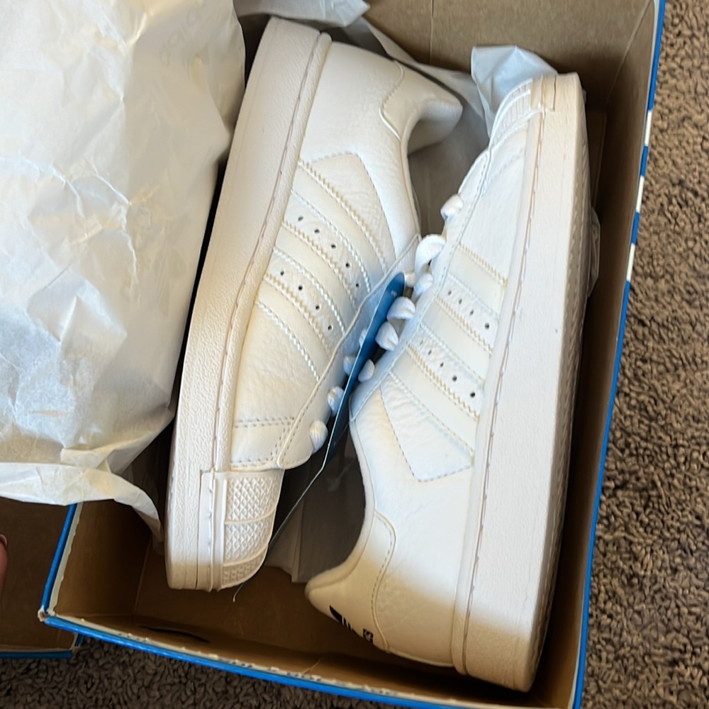 Adidas - Picture 7 of 7